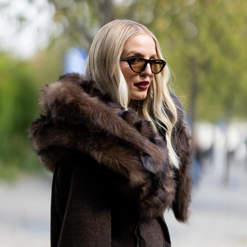 prada-b15s-leonie-hanne