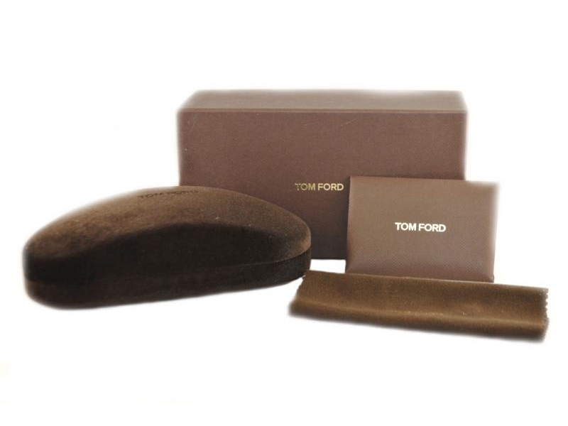 accessories-eyeglasses-cases-tom-ford_with_bgc